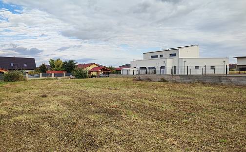 Prodej stavebního pozemku 1 551 m², Trnková, Křenice, okres Praha-východ