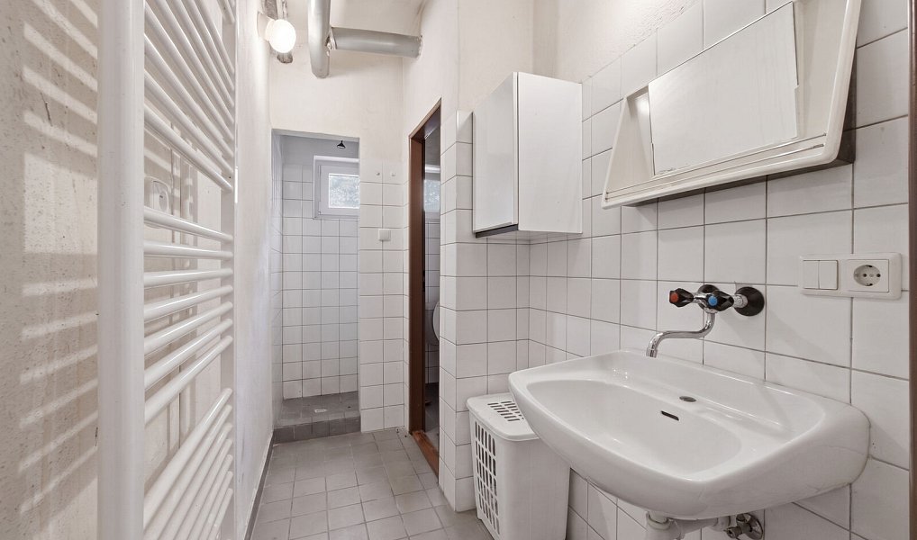 Prodej domu 296 m² s pozemkem 855 m², Třebíč – náhled fotky 28