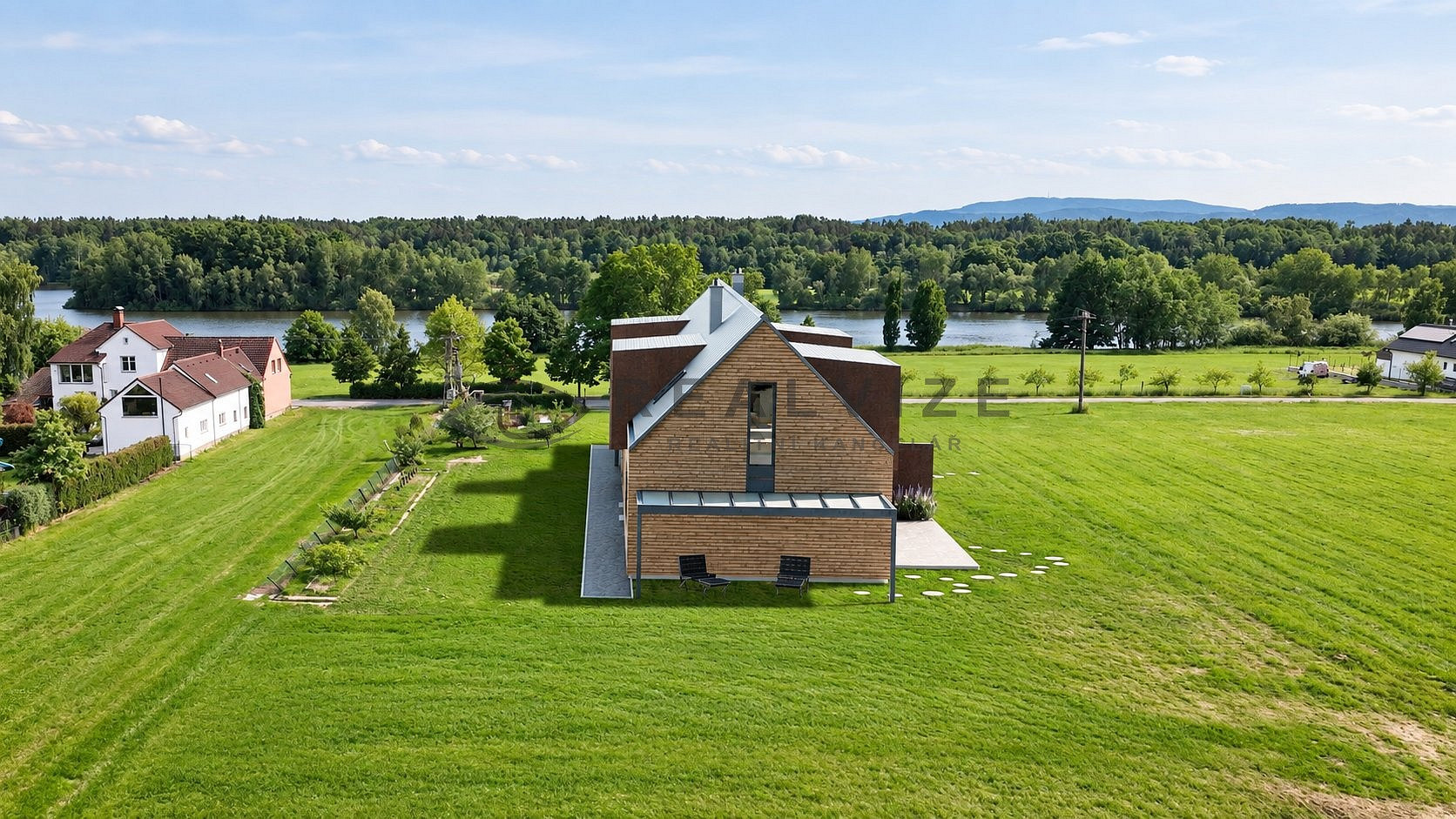 Prodej stavebního pozemku 717 m² – fotografie 3