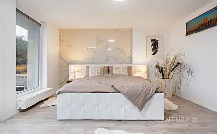 Prodej domu 234 m² s pozemkem 315 m², Klivarova, Praha 4 - Háje, okres Praha