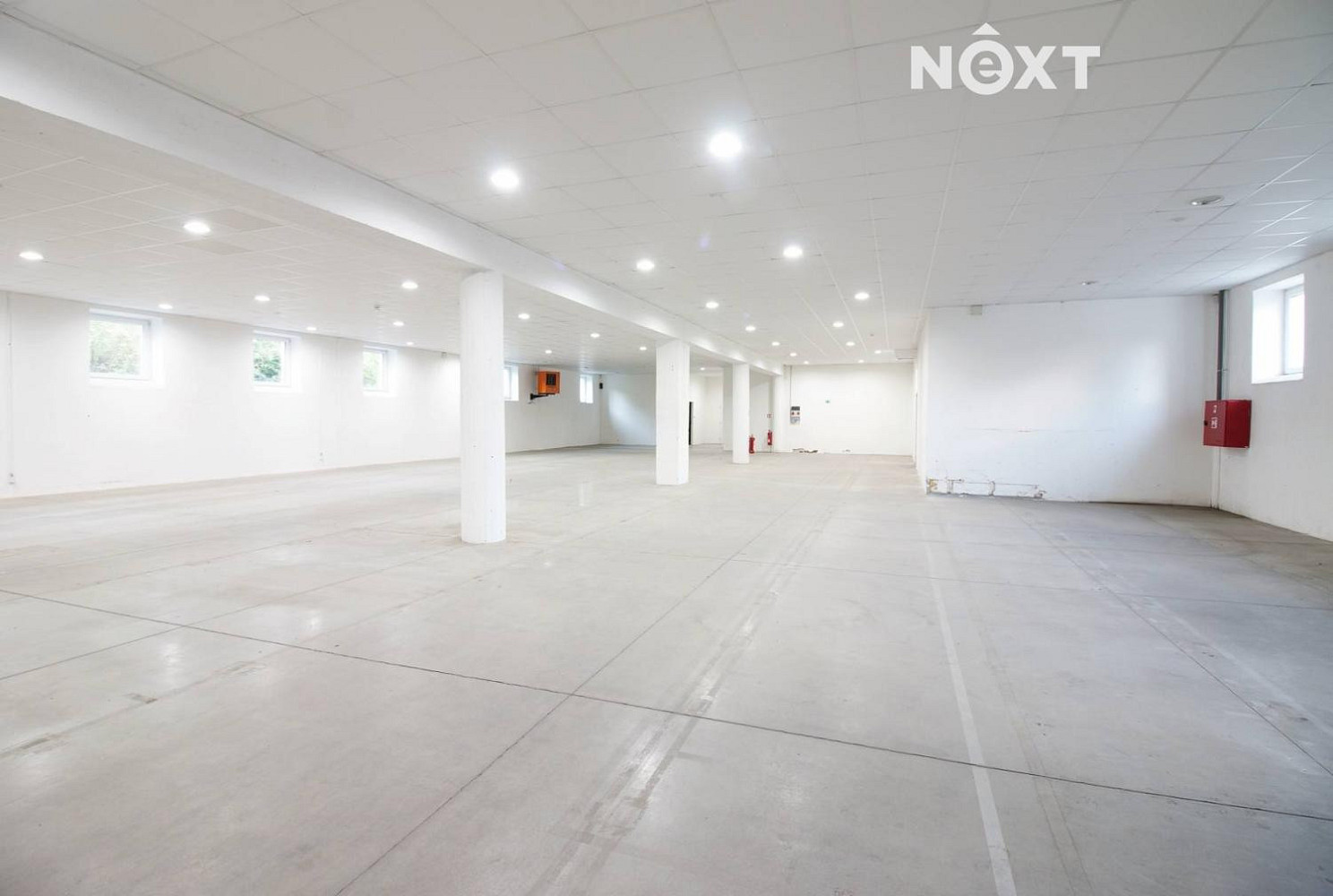 Pronájem skladovacích prostor 1 337 m² – fotografie 2
