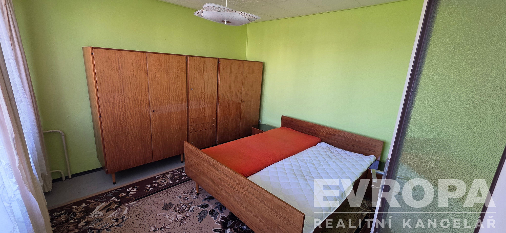 Prodej domu 198 m² s pozemkem 275 m² – fotografie 4
