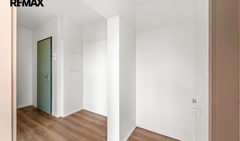 Prodej bytu 2+kk 60 m², Praha – náhled fotky 18