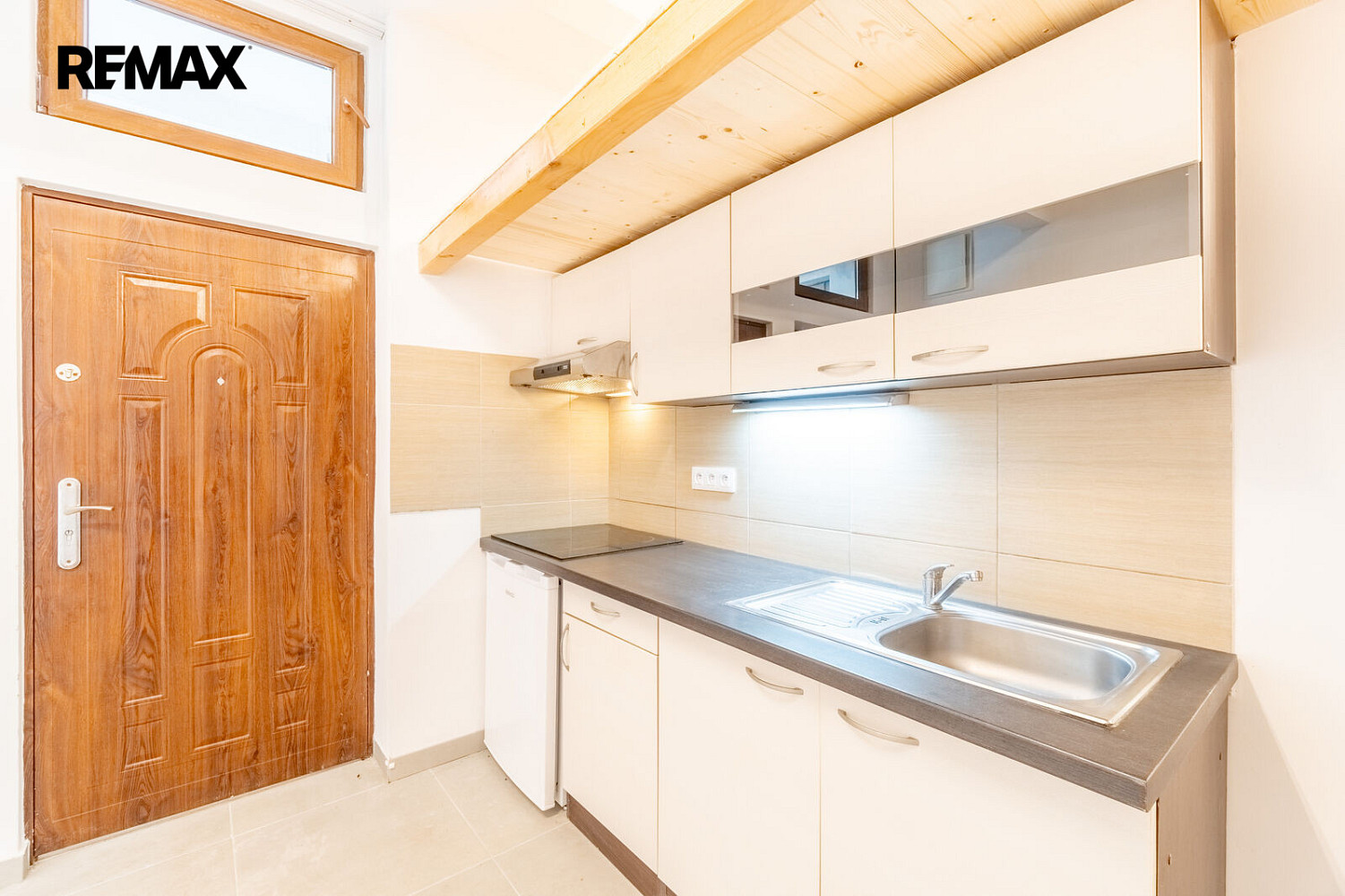 Prodej bytu 1+kk 19 m² – fotografie 5