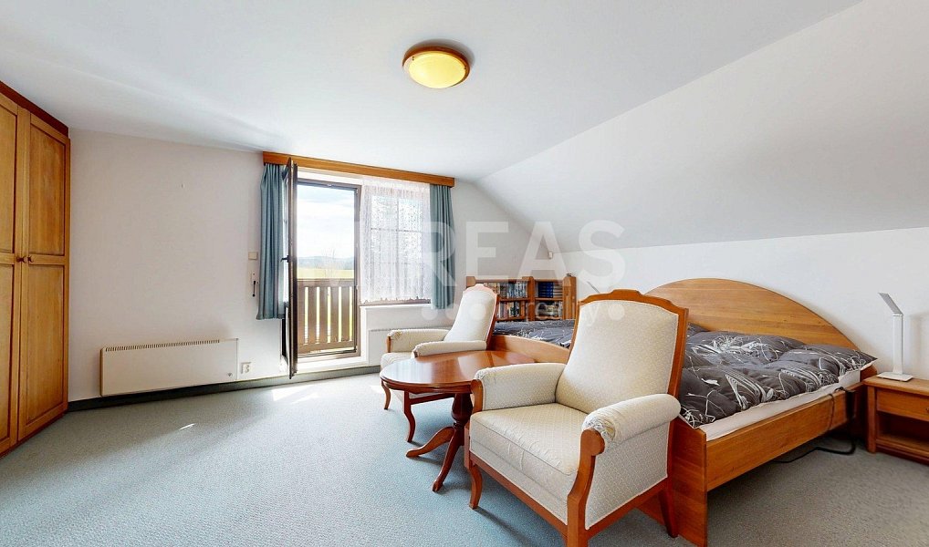 Prodej domu 444 m² s pozemkem 2 226 m², Stožec – náhled fotky 14