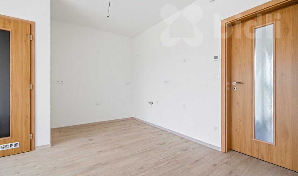Prodej bytu 3+kk 86 m², Vrskmaň – náhled fotky 4