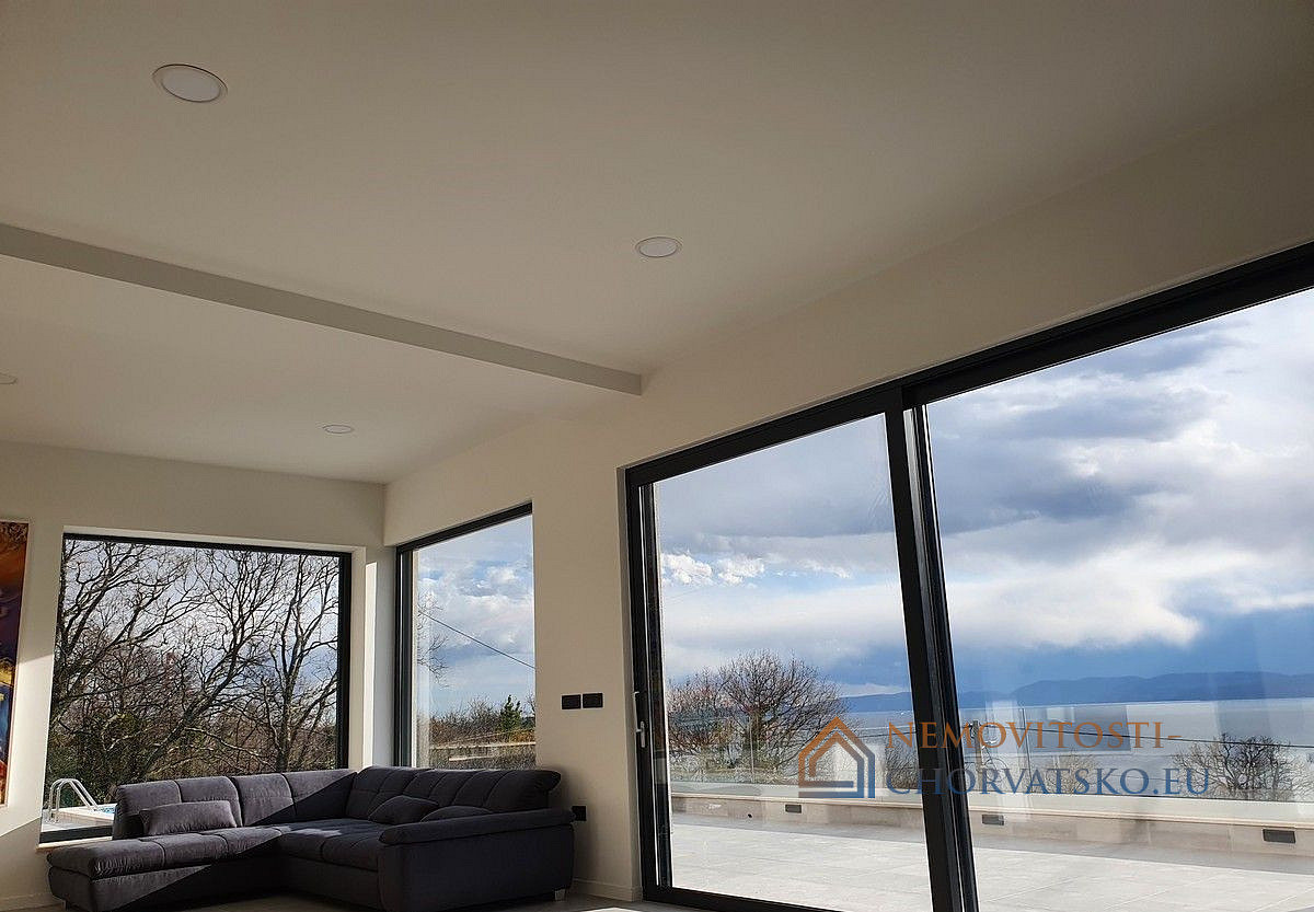 Prodej domu 239 m² s pozemkem 1 337 m² - Vista 6