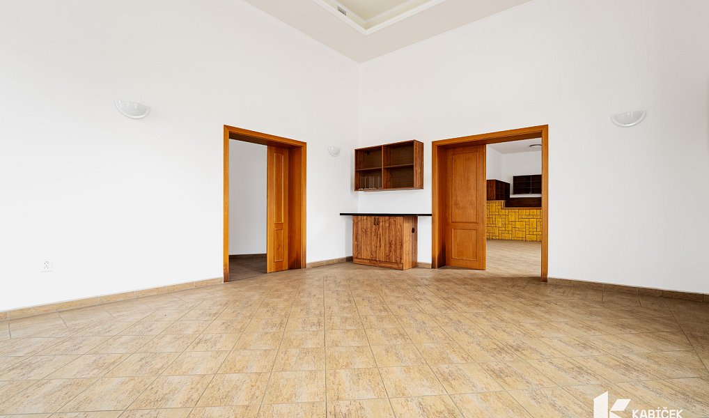 Prodej restaurace 454 m², Malínky – náhled fotky 6