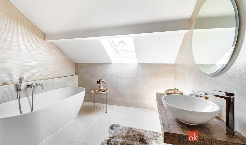 Prodej domu 220 m² s pozemkem 887 m², Chlum u Třeboně – náhled fotky 22