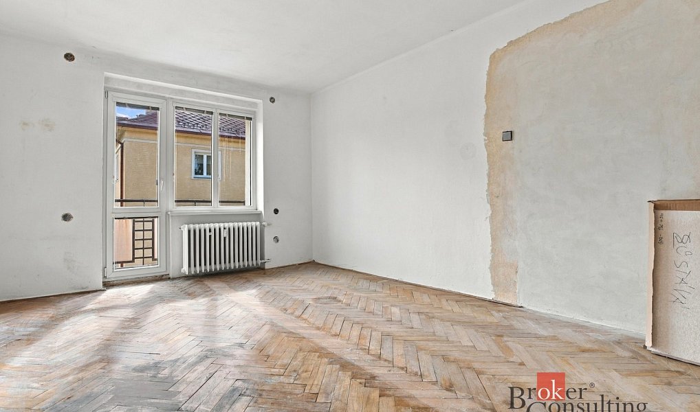 Prodej bytu 2+1 63 m², Ostrov – náhled fotky 10