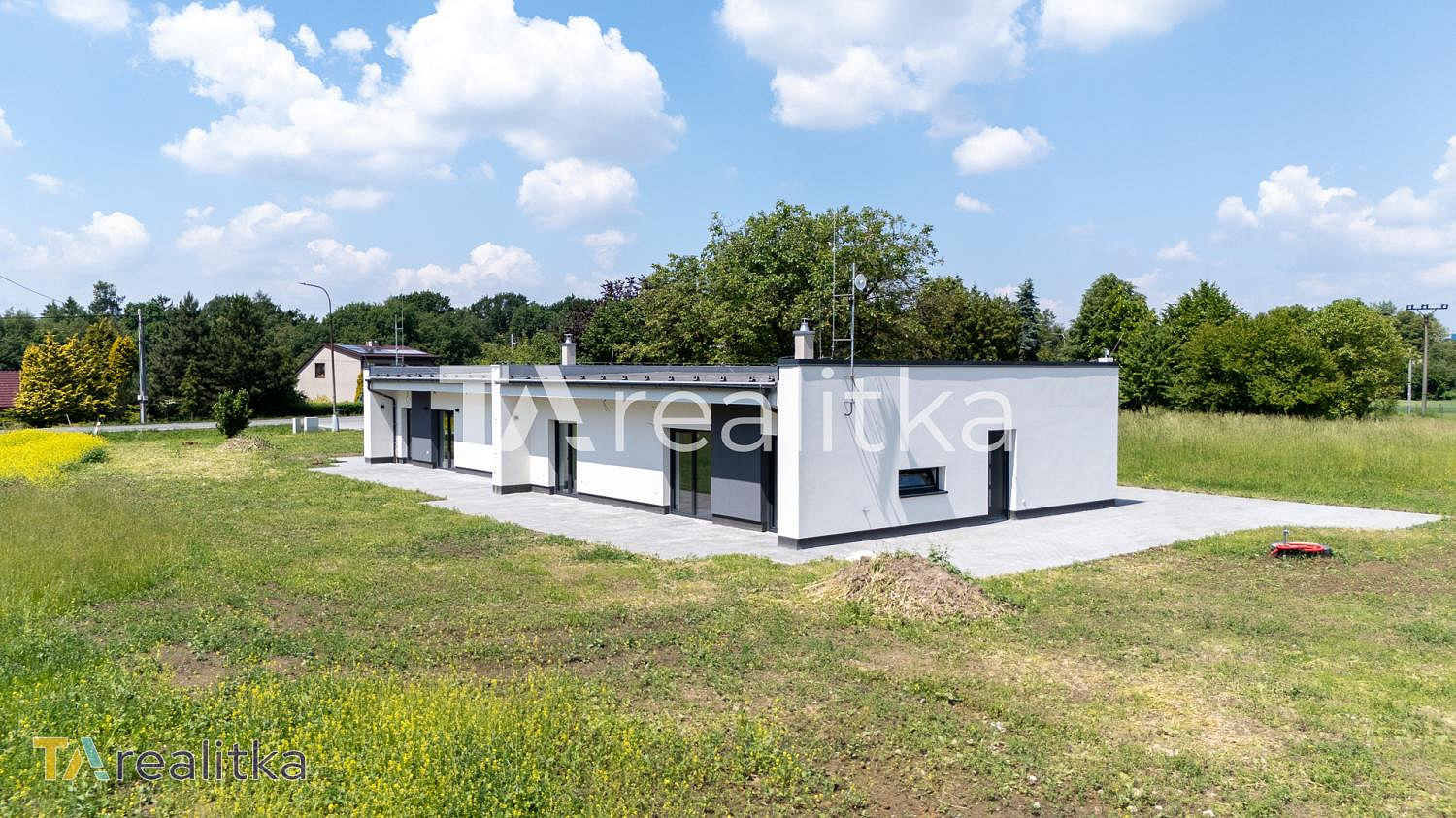 Prodej domu 104 m² s pozemkem 611 m² — photo 3