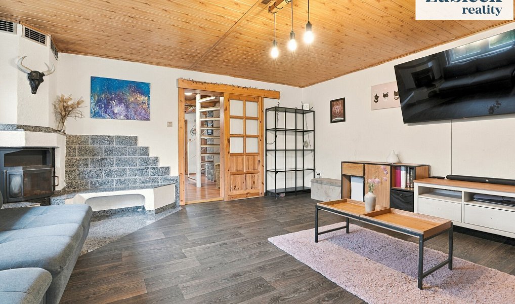 Prodej domu 120 m² s pozemkem 1 247 m², Zlín – náhled fotky 3