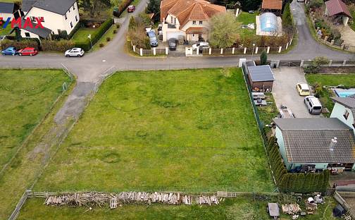 Prodej stavebního pozemku 942 m², Lešany, okres Benešov
