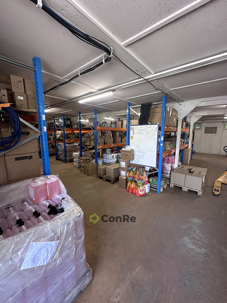 Pronájem skladovacích prostor 720 m² – fotografie 3