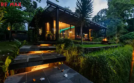 Prodej domu 150 m² s pozemkem 1 800 m², Tabanan, Tabanan Regency, Indonézie