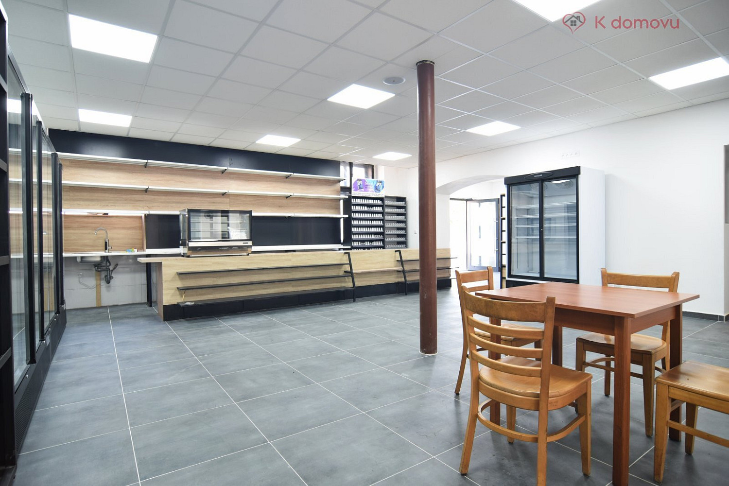 Pronájem obchodních prostor 126 m²