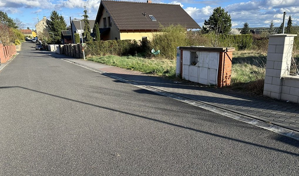 Prodej stavebního pozemku 1 013 m², Doksy – náhled fotky 4