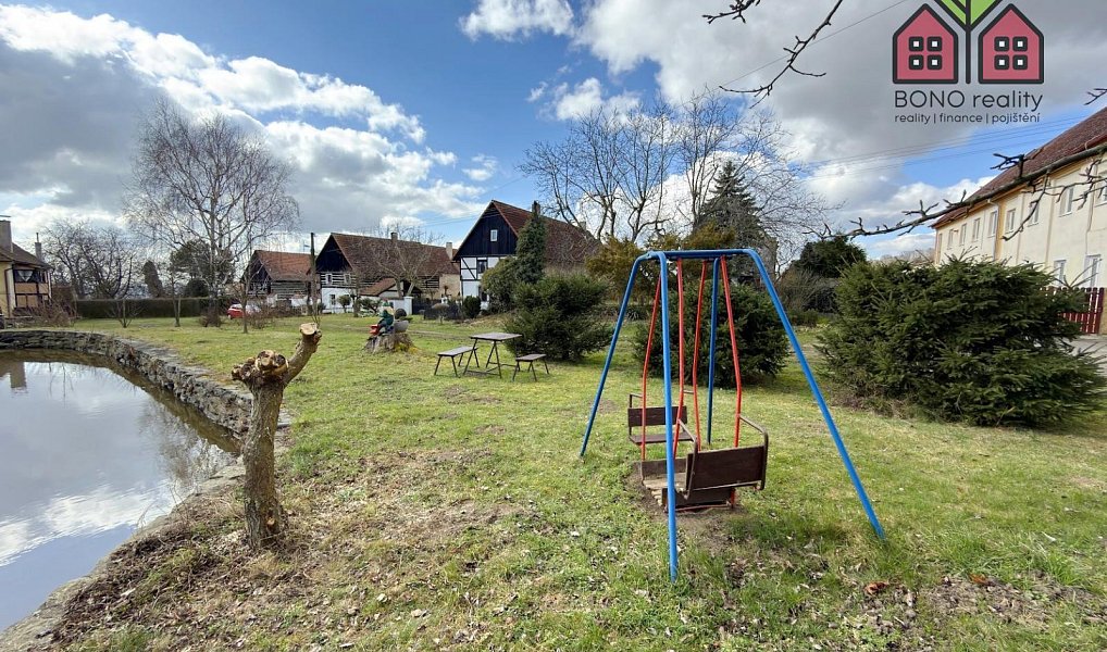 Prodej domu 290 m² s pozemkem 1 339 m², Liběšice – náhled fotky 12