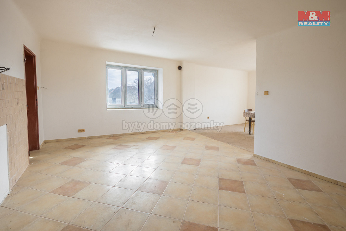 Prodej domu 102 m² s pozemkem 2 100 m² — photo 2