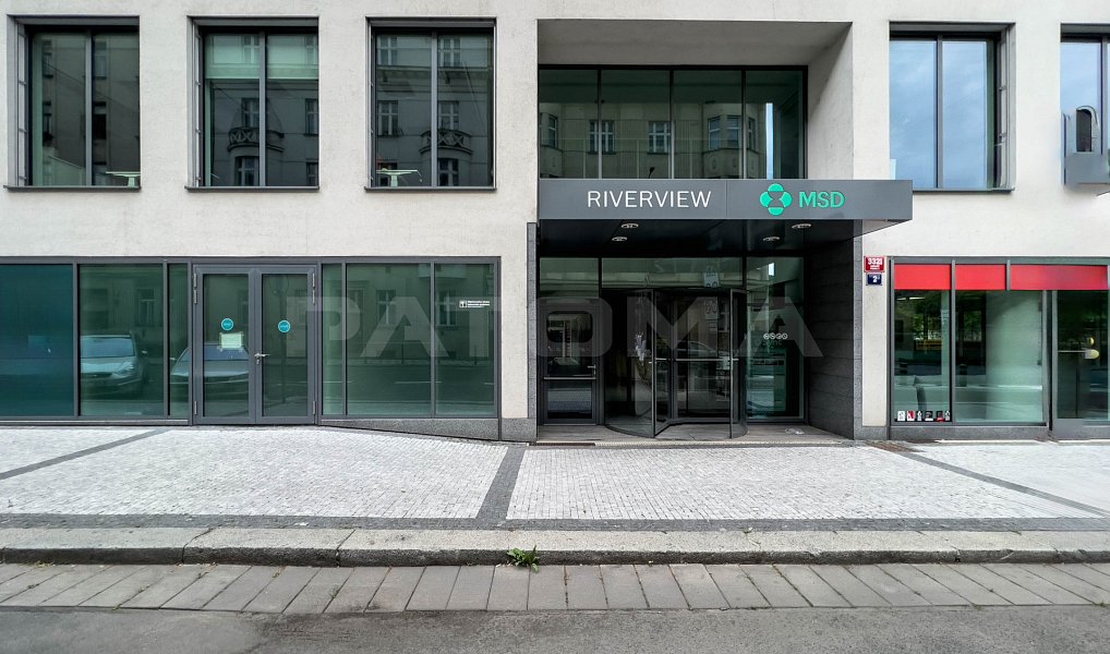 Pronájem obchodních prostor 416 m², Praha – náhled fotky 2