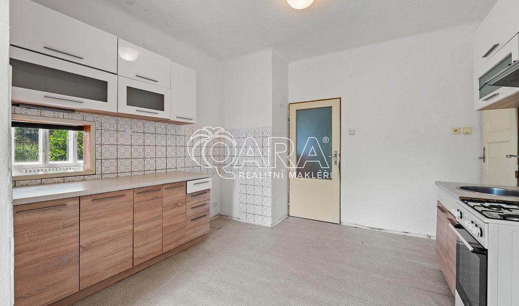 Prodej domu 294 m² s pozemkem 845 m², Řevnice – náhled fotky 11