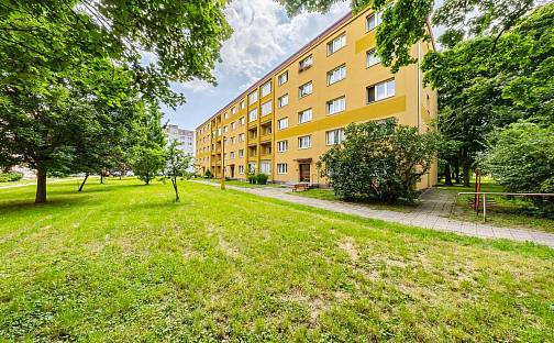 Pronájem bytu 2+1 53 m², Uherské Hradiště
