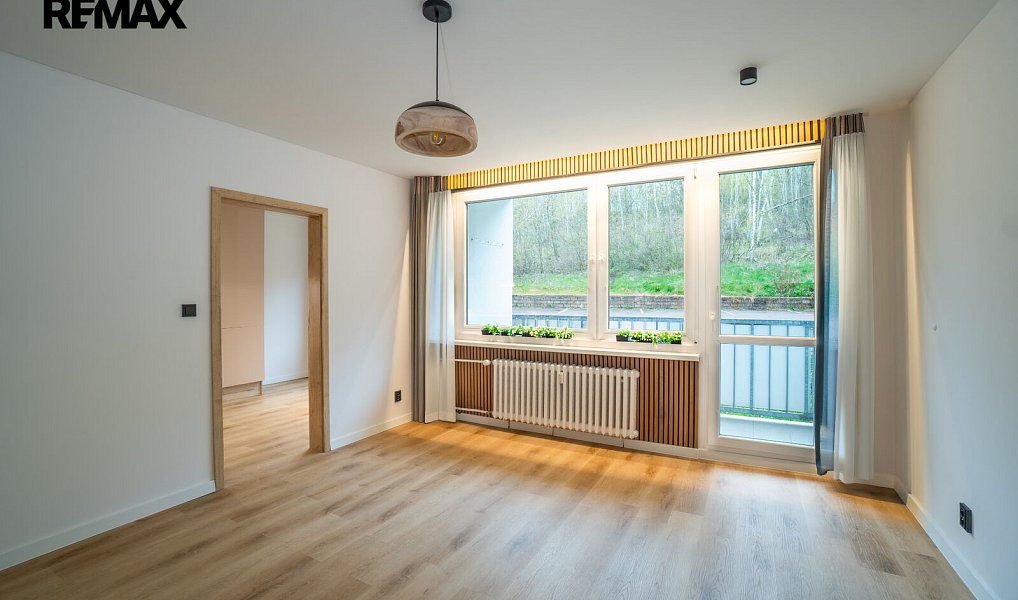 Prodej bytu 4+1 77 m², Teplice – náhled fotky 2