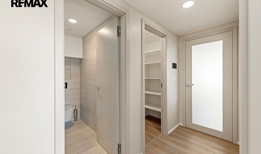 Prodej bytu 3+kk 113 m², Praha – náhled fotky 27