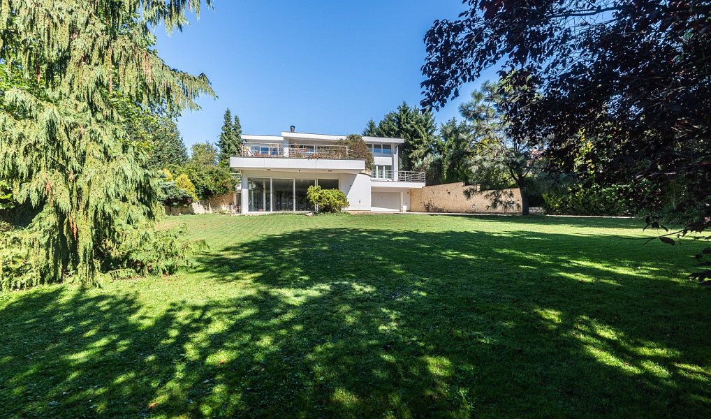 Prodej domu 1 032 m² s pozemkem 2 429 m², Zlín – náhled fotky 35