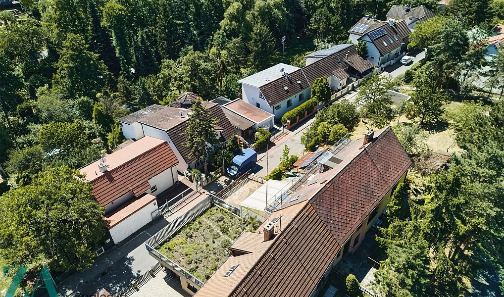 Prodej domu 458 m² s pozemkem 413 m², Praha – náhled fotky 3