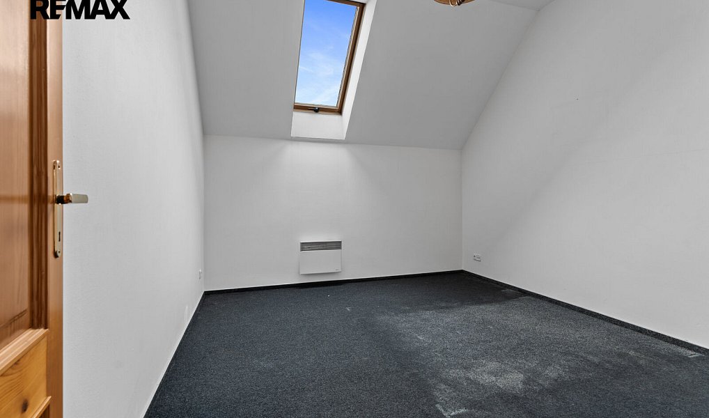 Prodej skladovacích prostor 1 050 m², Slatina – náhled fotky 35