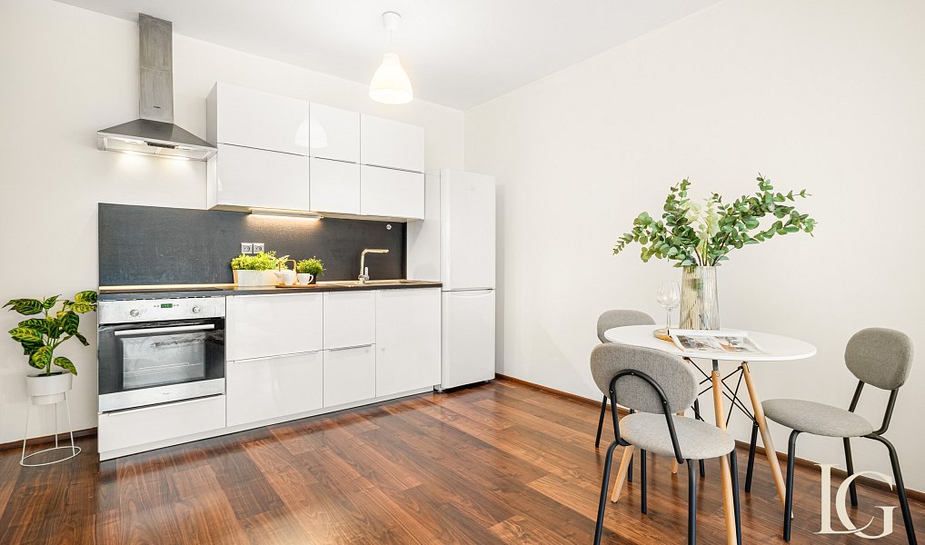 Prodej bytu 2+kk 52 m², Praha – náhled fotky 8