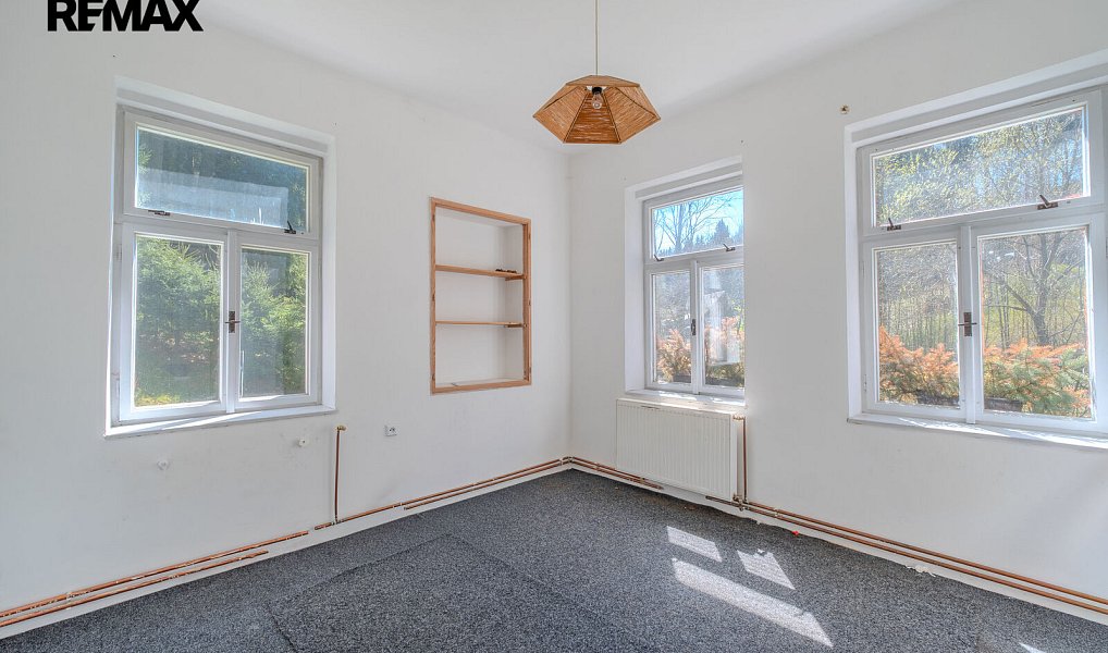 Prodej domu 250 m² s pozemkem 900 m², Smržovka – náhled fotky 12