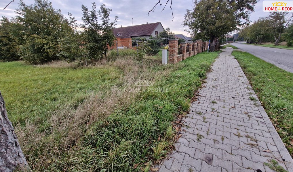 Prodej stavebního pozemku 1 600 m², Cvrčovice – náhled fotky 5