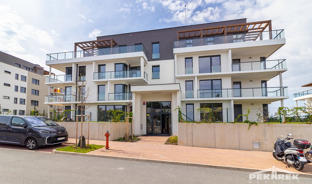 Pronájem bytu 2+kk 51 m², Praha – náhled fotky 15