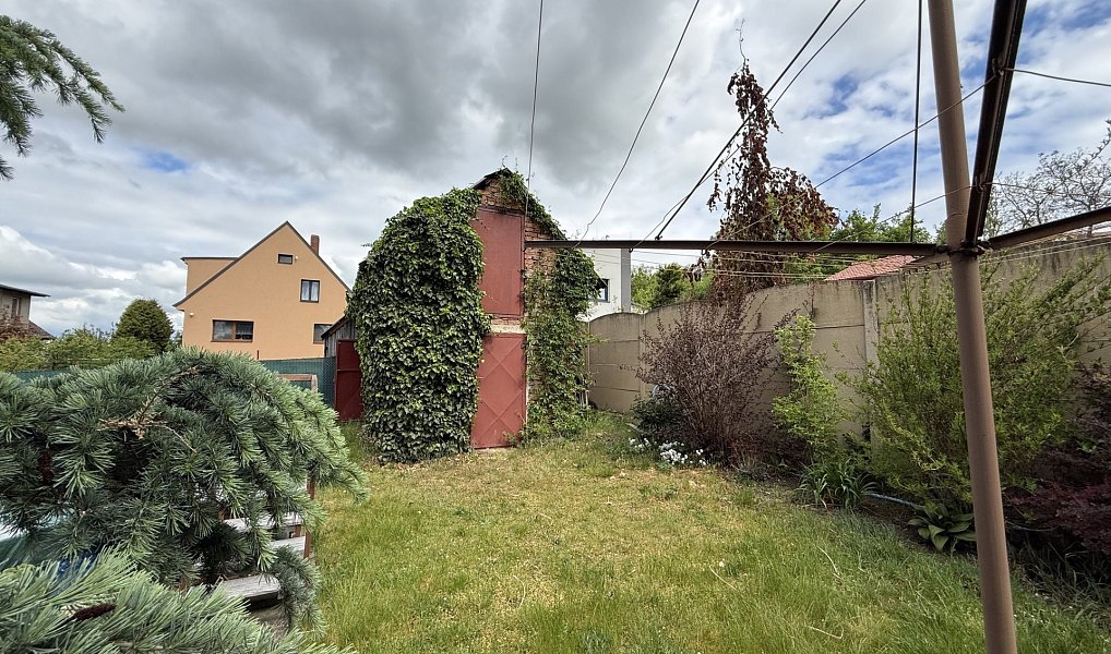 Prodej domu 198 m² s pozemkem 800 m², Kly – náhled fotky 39
