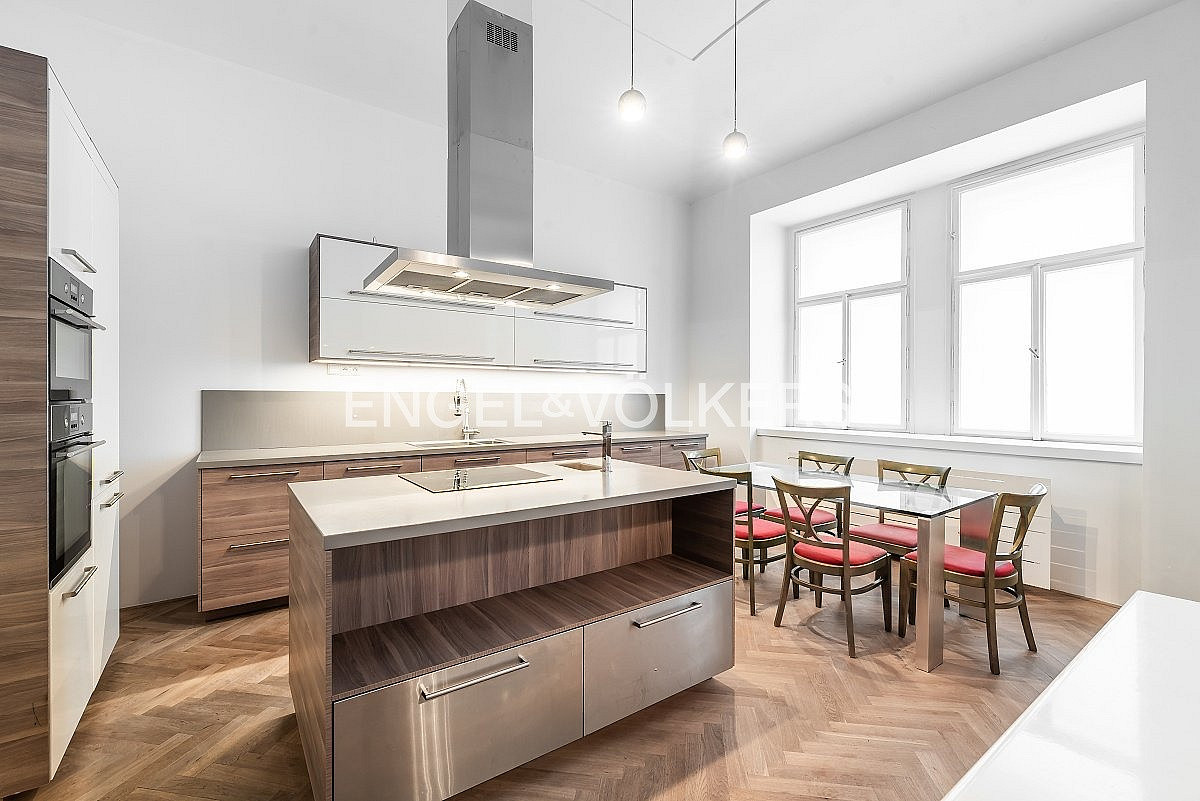 Pronájem bytu 3+kk 78 m² – fotografie 3