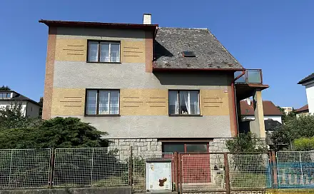 Prodej domu 213 m² s pozemkem 736 m², Primase Hrůzy, Pelhřimov