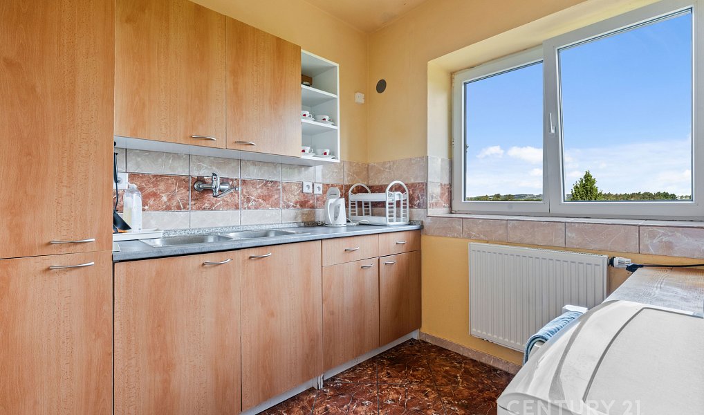 Prodej ubytovacího objektu 457 m², Letovice – náhled fotky 15