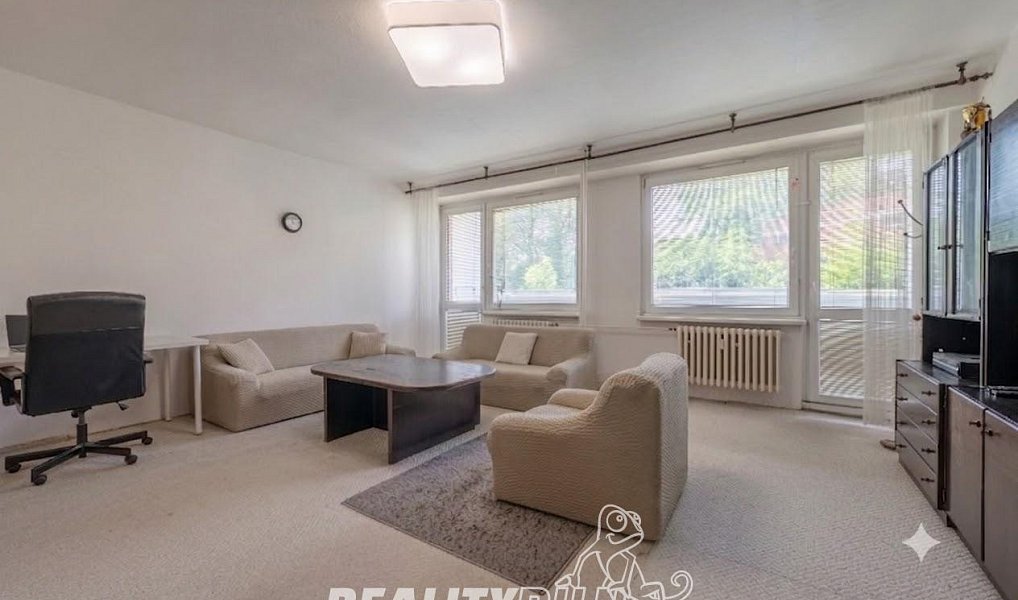 Prodej bytu 3+1 99 m², Praha – náhled fotky 2