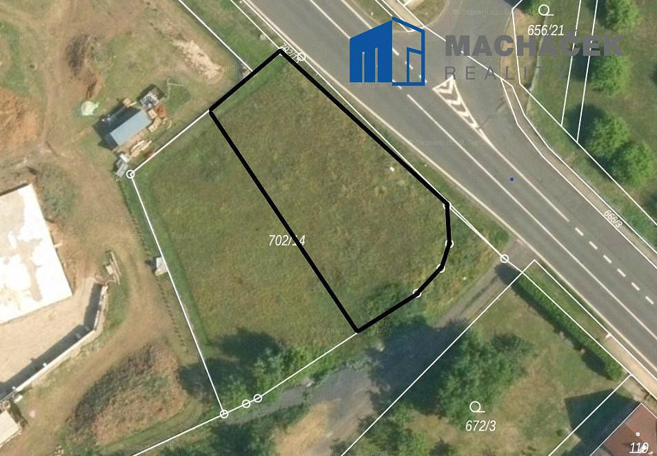 Prodej stavebního pozemku 776 m² – fotografie 2