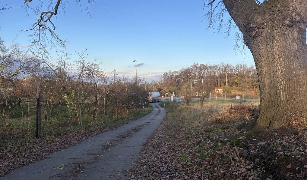Prodej zahrady 4 381 m², Veltrusy – náhled fotky 4