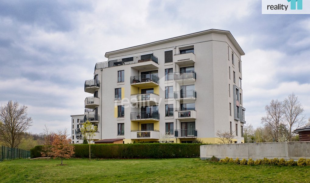 Prodej bytu 4+kk 93 m², Praha – náhled fotky 39