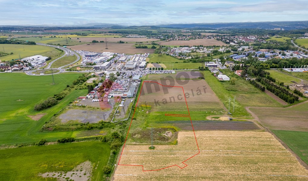 Prodej pole 28 484 m², Vestec – náhled fotky 2
