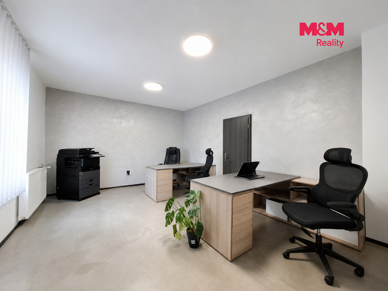 Pronájem kanceláře 200 m² – fotografie 2