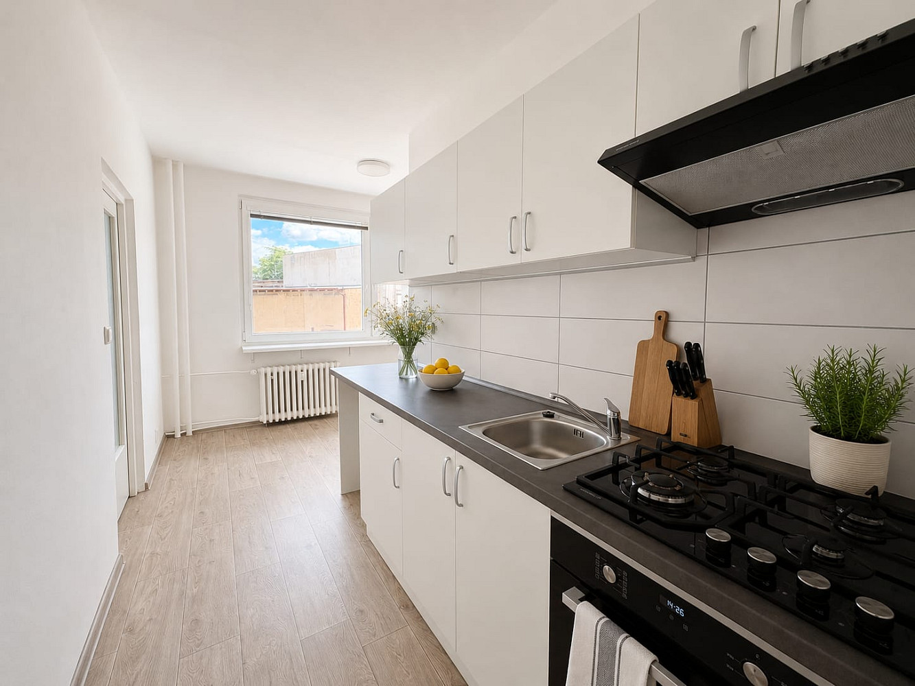 Pronájem bytu 3+1 66 m² — photo 2