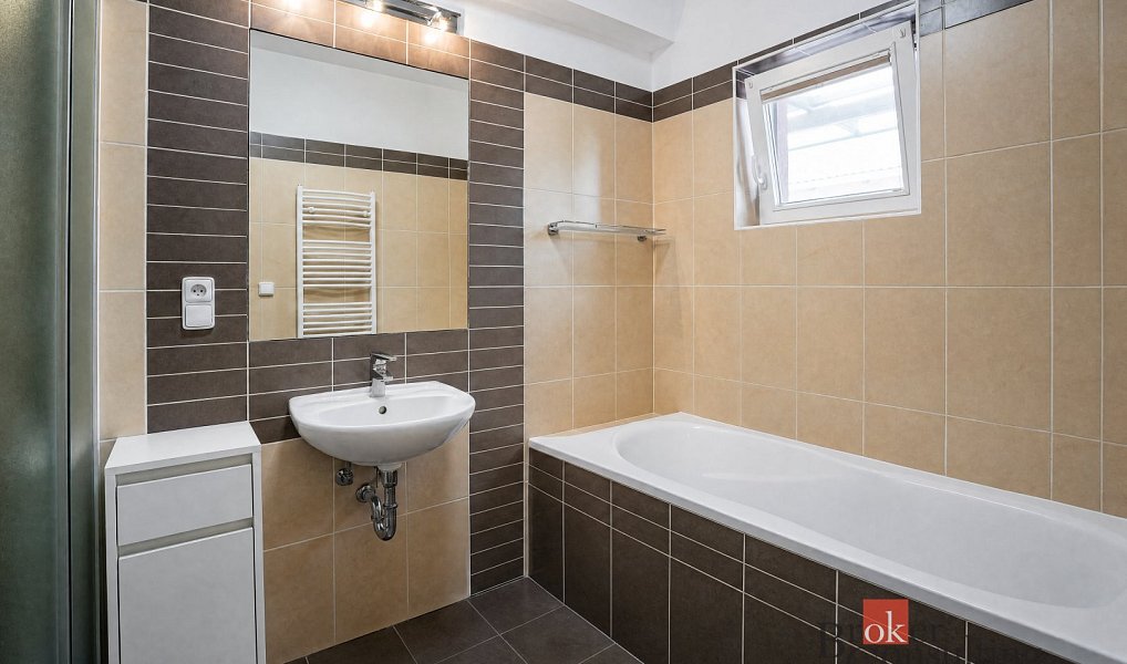 Prodej bytu 4+kk 111 m², Řitka – náhled fotky 9