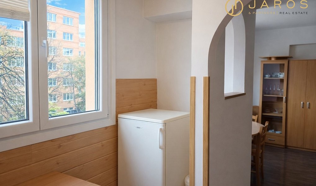 Prodej bytu 2+1 55 m², Kolín – náhled fotky 3