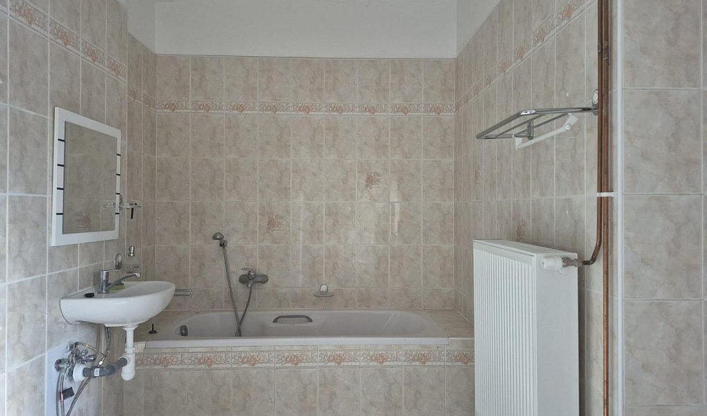 Pronájem obchodních prostor 300 m², Žatec – náhled fotky 22