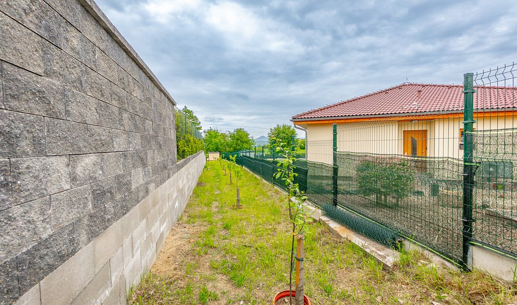 Prodej domu 200 m² s pozemkem 1 227 m², Přestanov – náhled fotky 55